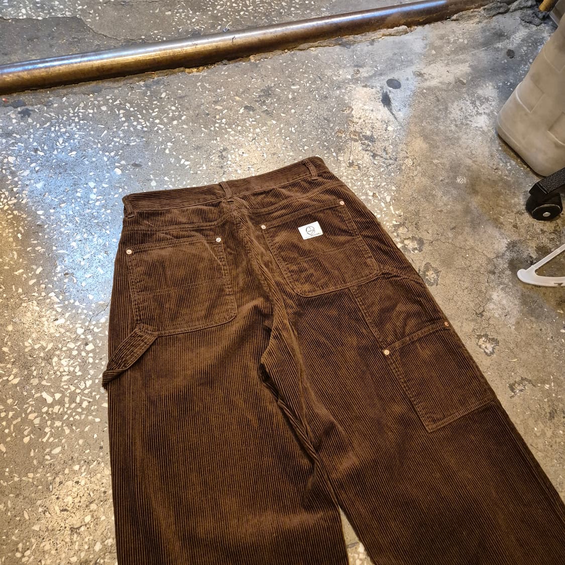 30인치 브라운 카팬터 와이드핏 코듀로이팬츠  상품이미지8