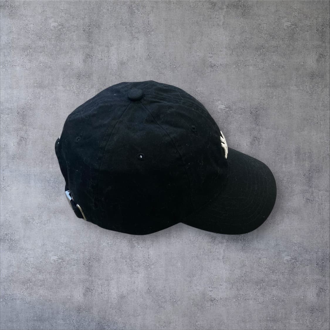 MLB 블랙 컬러 뉴욕양키스 로고 볼캡 상품이미지4