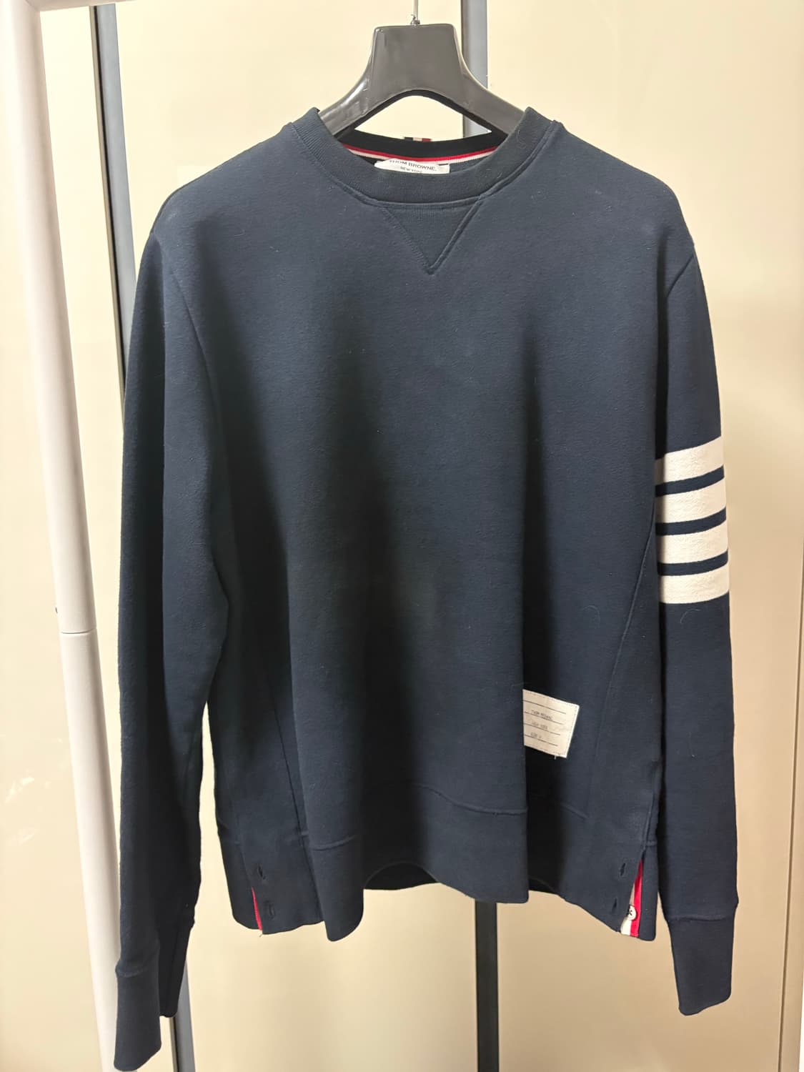 톰브라운 사선 네이비 맨투맨 4사이즈 상품이미지1