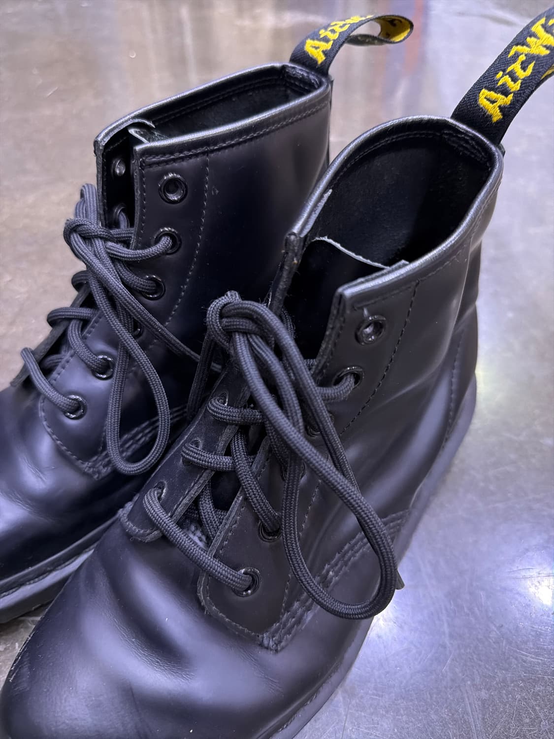 닥터마틴 101 6홀 워커 부츠 블랙 250 상품이미지4