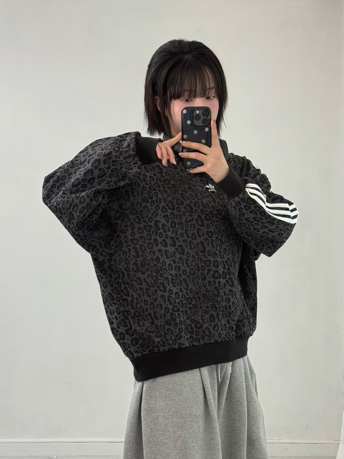 아디다스 레오파드 맨투맨 상품이미지2