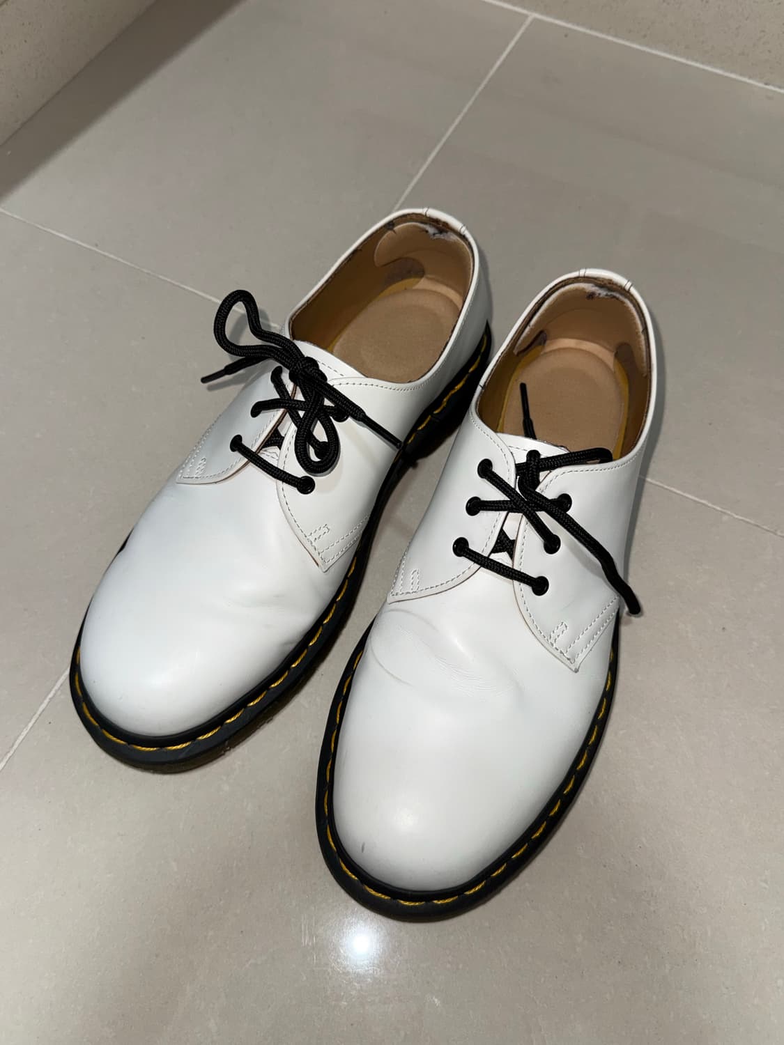 닥터마틴 1461 스무스 화이트 상품이미지1