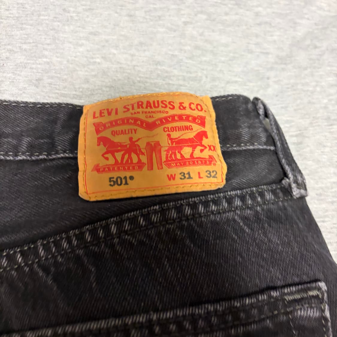 [W31 L32] 리바이스 501 블랙진 상품이미지3