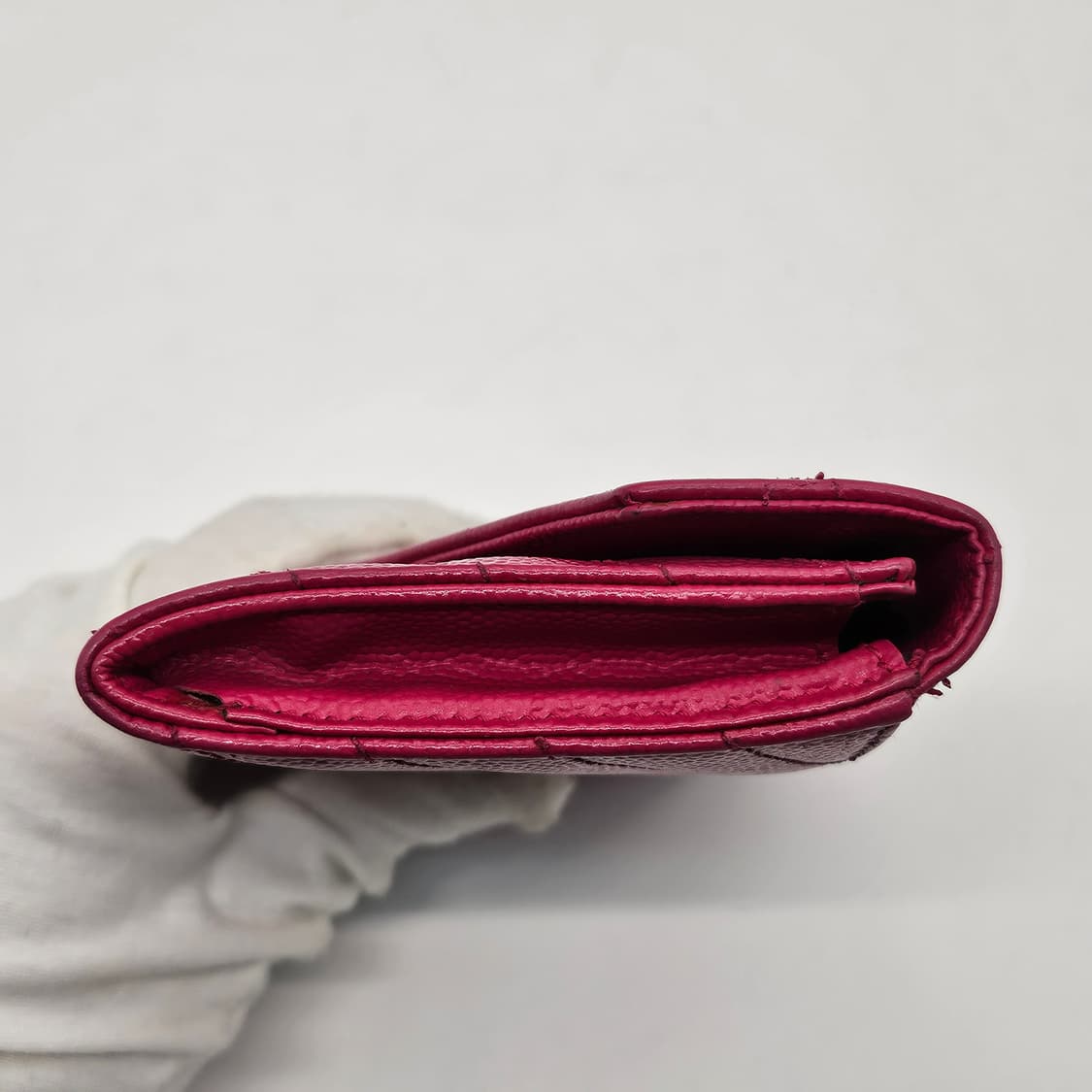 정품 생로랑 엔벨로프 캐비어 카드지갑 상품이미지7