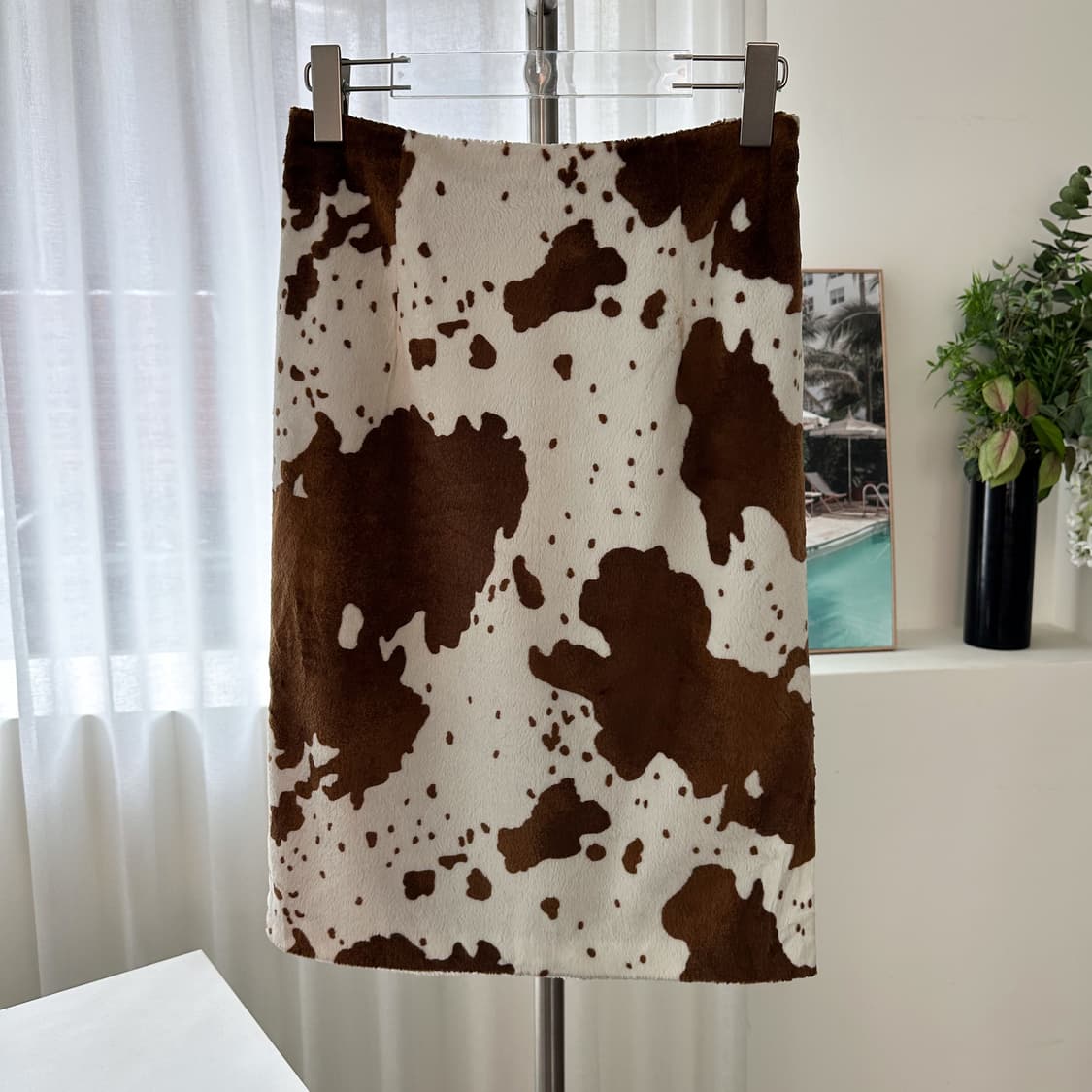 Cow printed fur skirt 상품이미지1