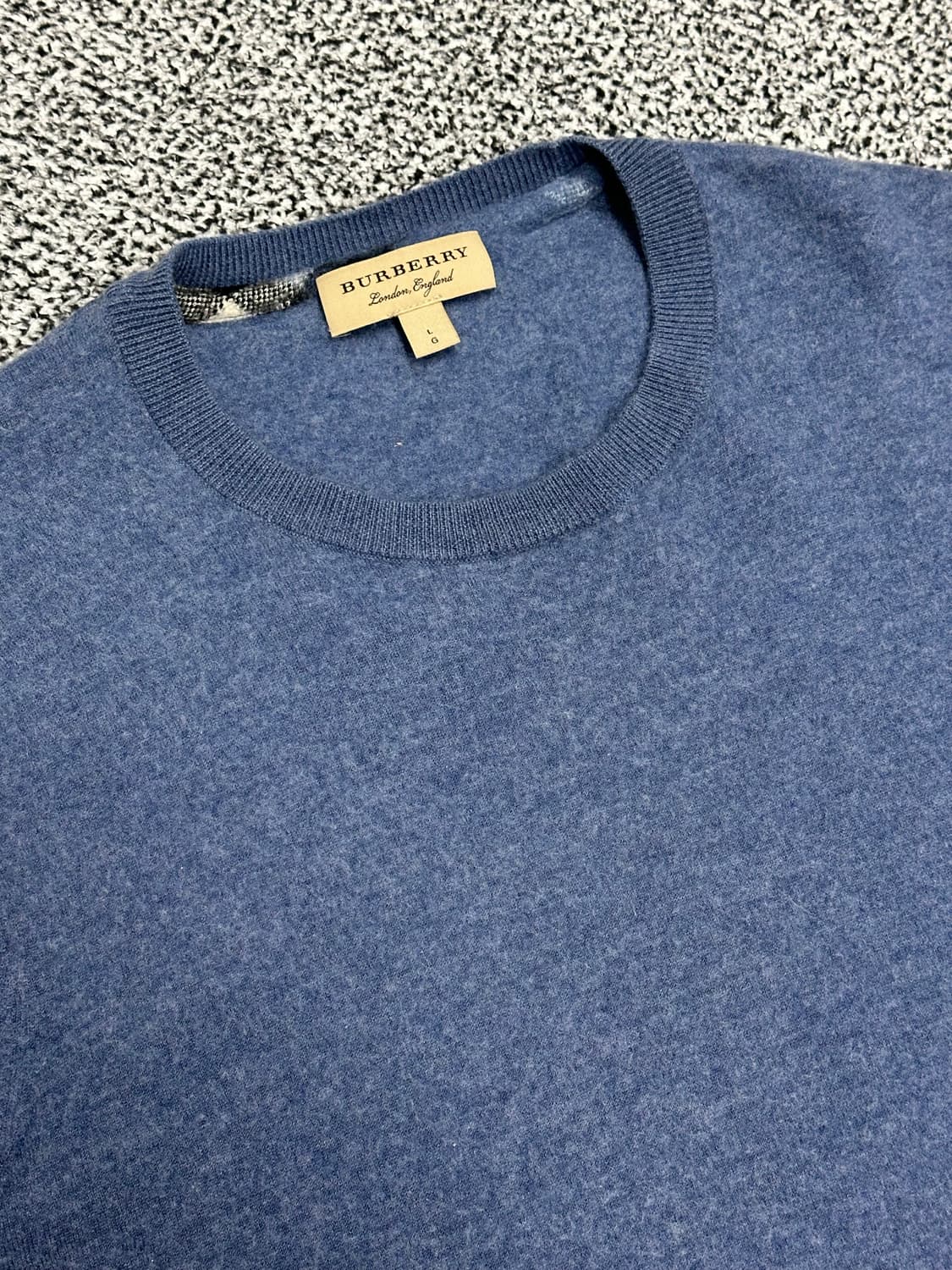 버버리 최신형 캐시미어 100% 니트 상품이미지2
