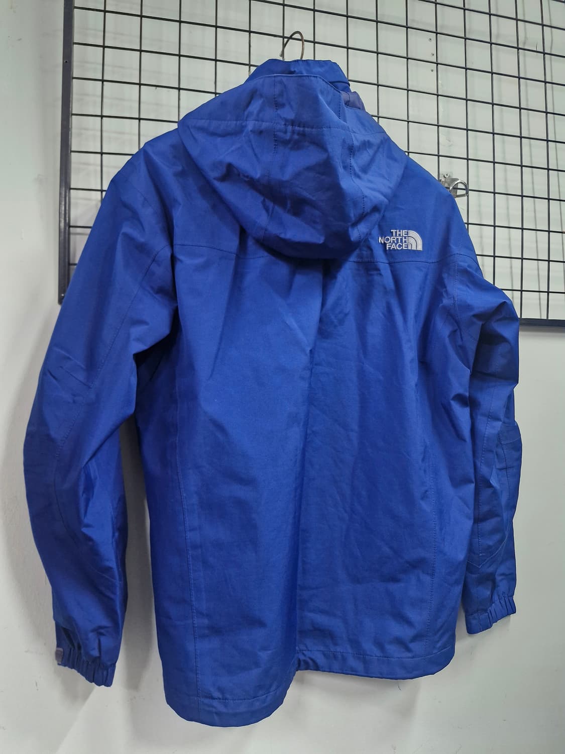 100L 노스페이스 남성 고어텍스 바람막이 자켓. 상품이미지7