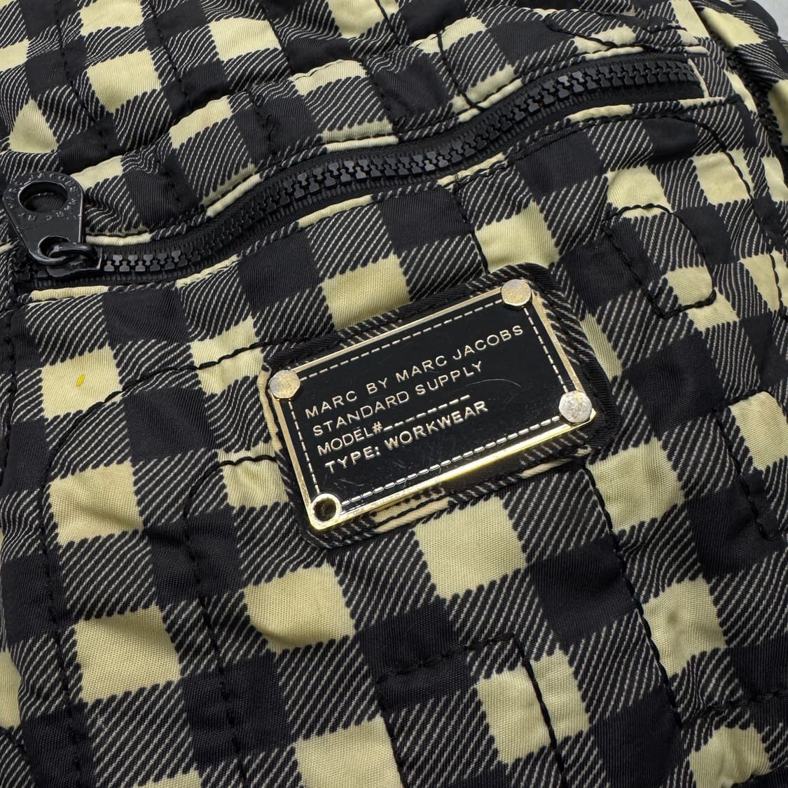 마크제이콥스 퀼팅 체크 백팩 상품이미지4