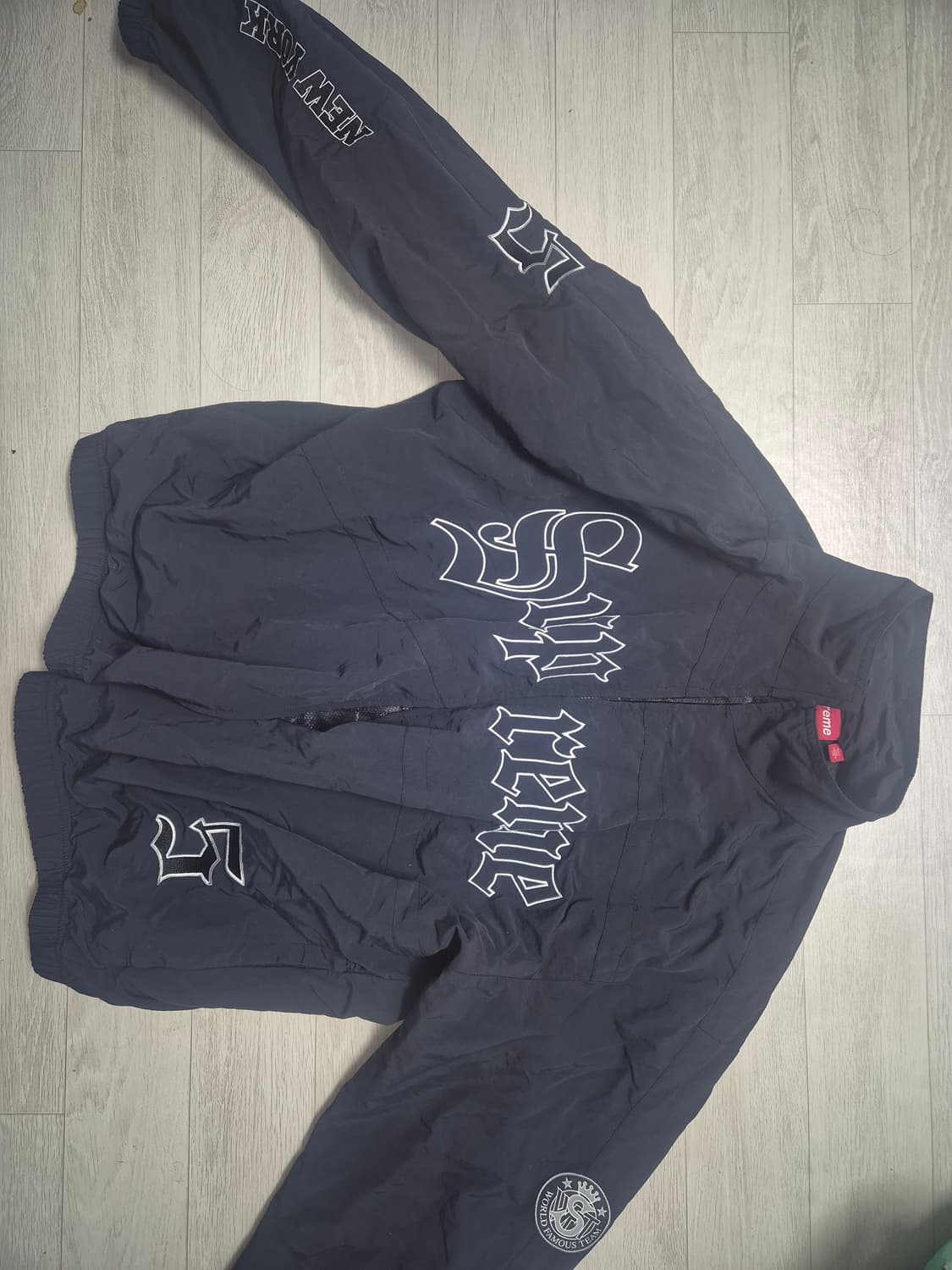 슈프림 올드잉글리쉬 트랙자켓 m사이즈  상품이미지1