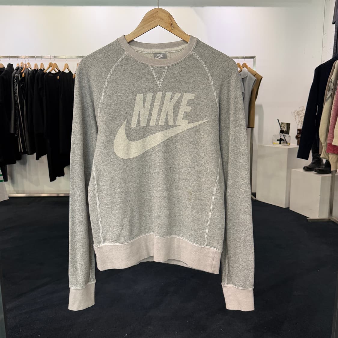 [M] 나이키 래글런 맨투맨 상품이미지1