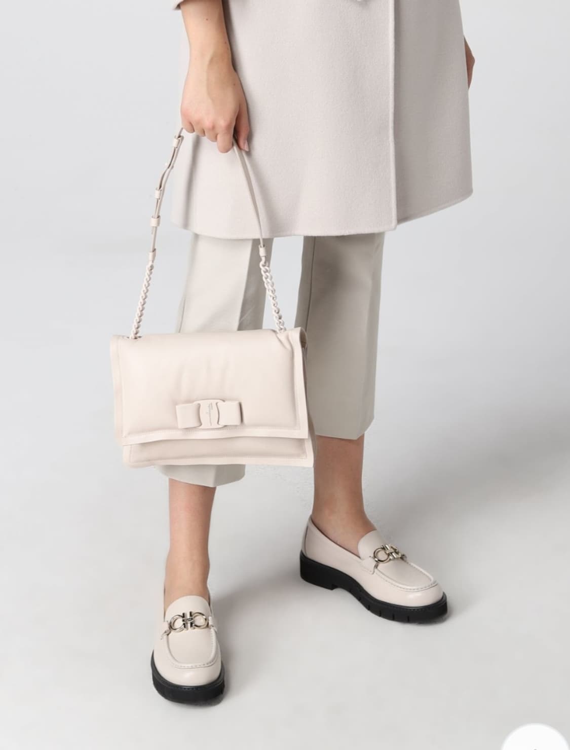 (새상품) 페라가모 비바 보우백 아이보리 상품이미지2