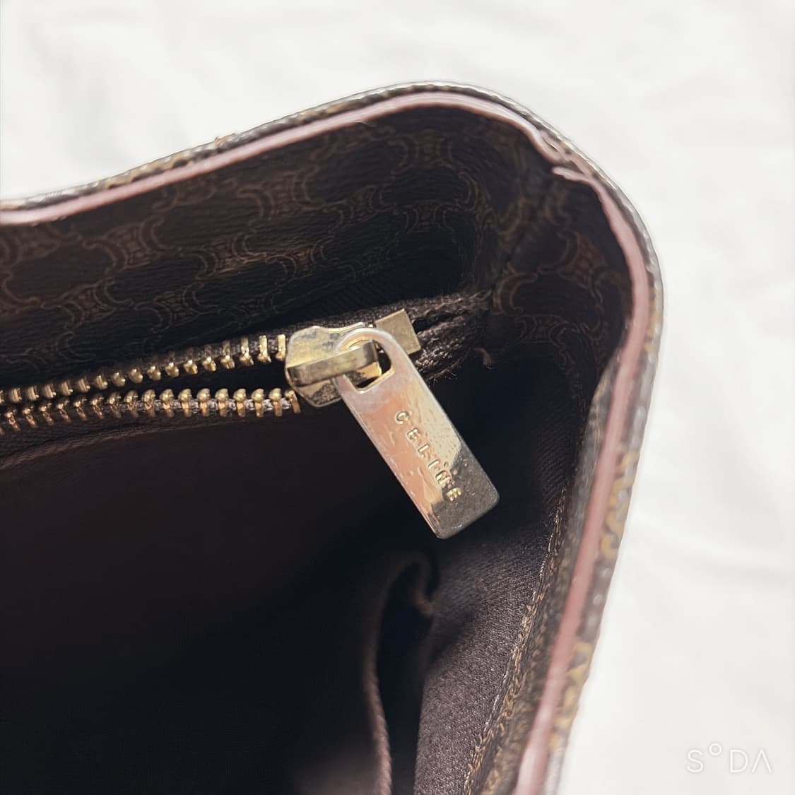 셀린느 마카담 토트백 브라운 상품이미지9