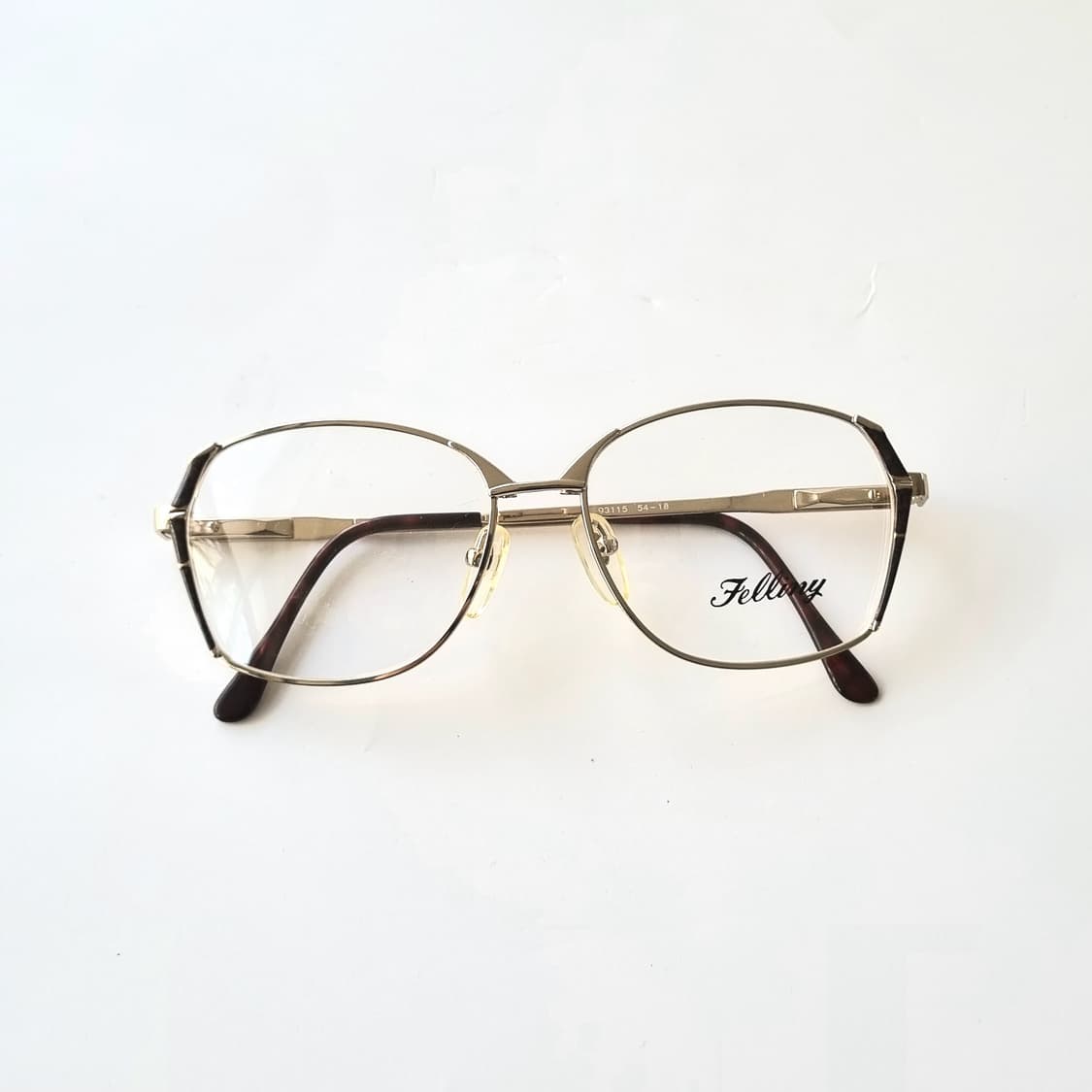 데드스탁 메탈릭 골드 헥사곤 프레임 안경테 705 상품이미지1