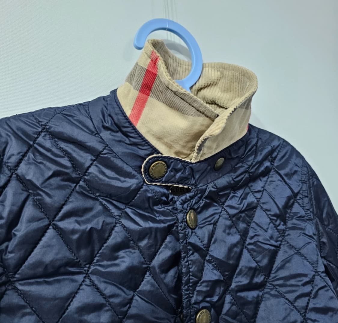 버버리 키즈 퀼팅 자켓 4~6세 상품이미지6