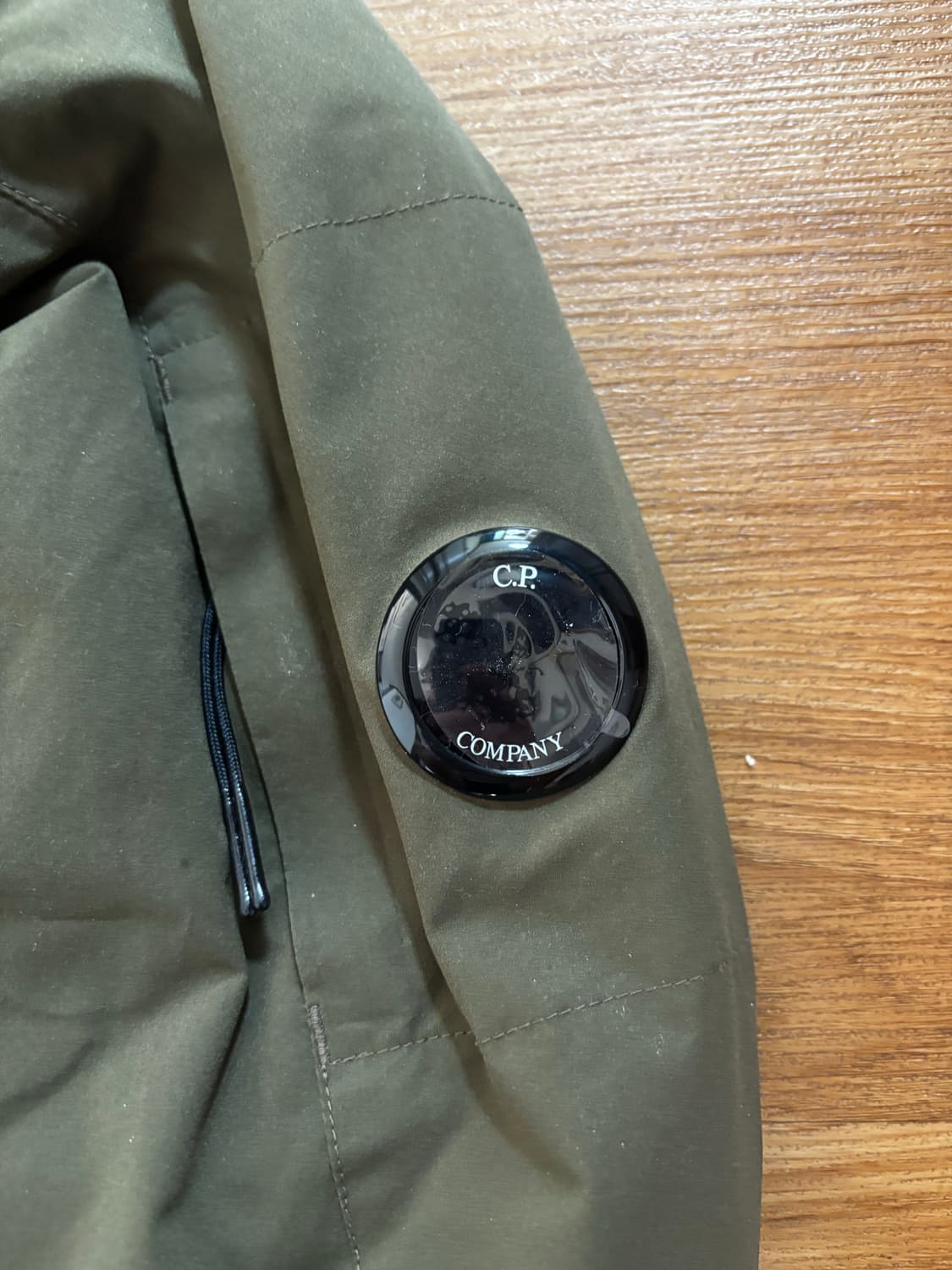 Cp컴퍼니 프로텍 바람막이 상품이미지2