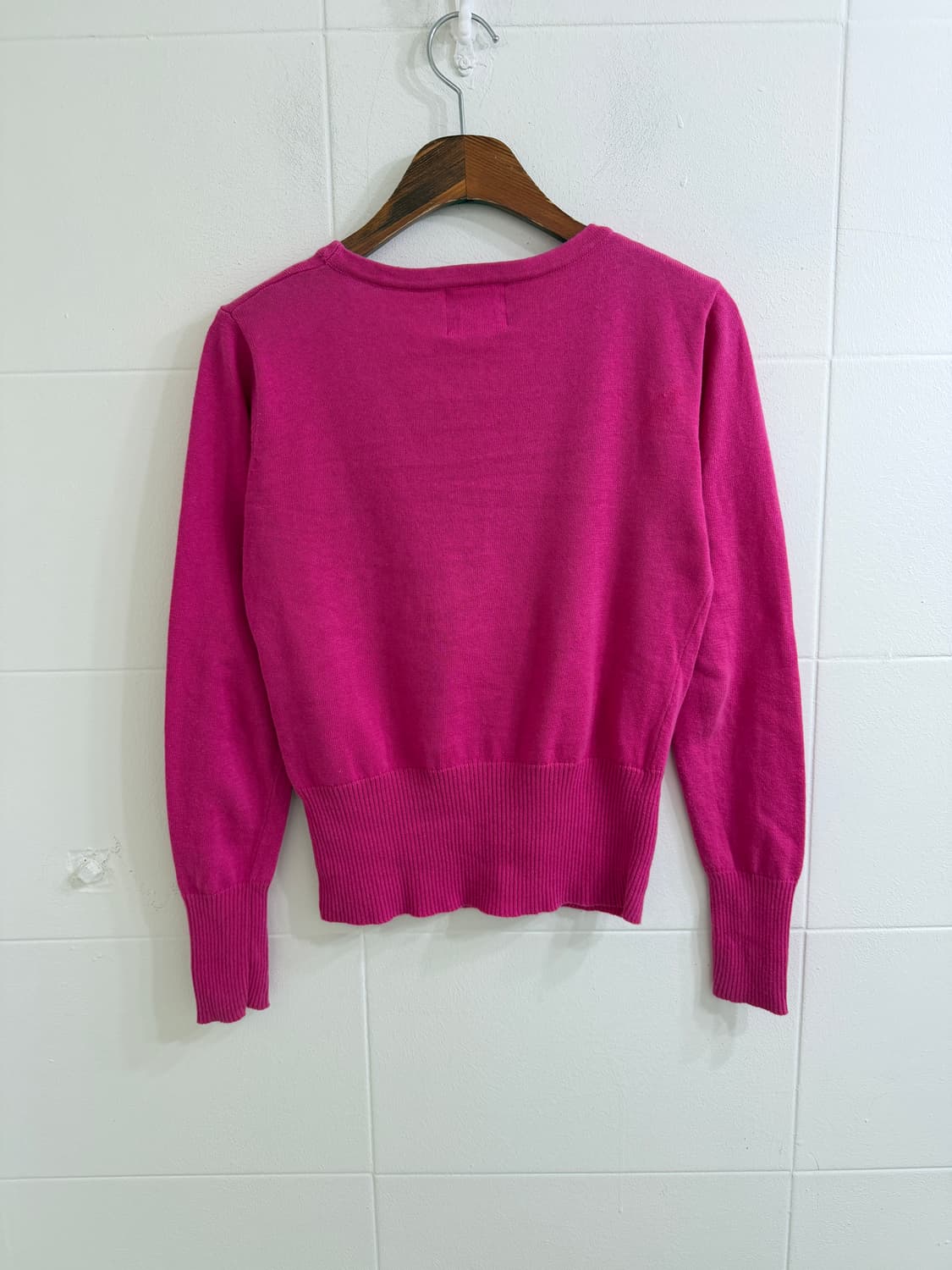 비비안웨스트우드 핑크 브이넥 가디건 상품이미지6