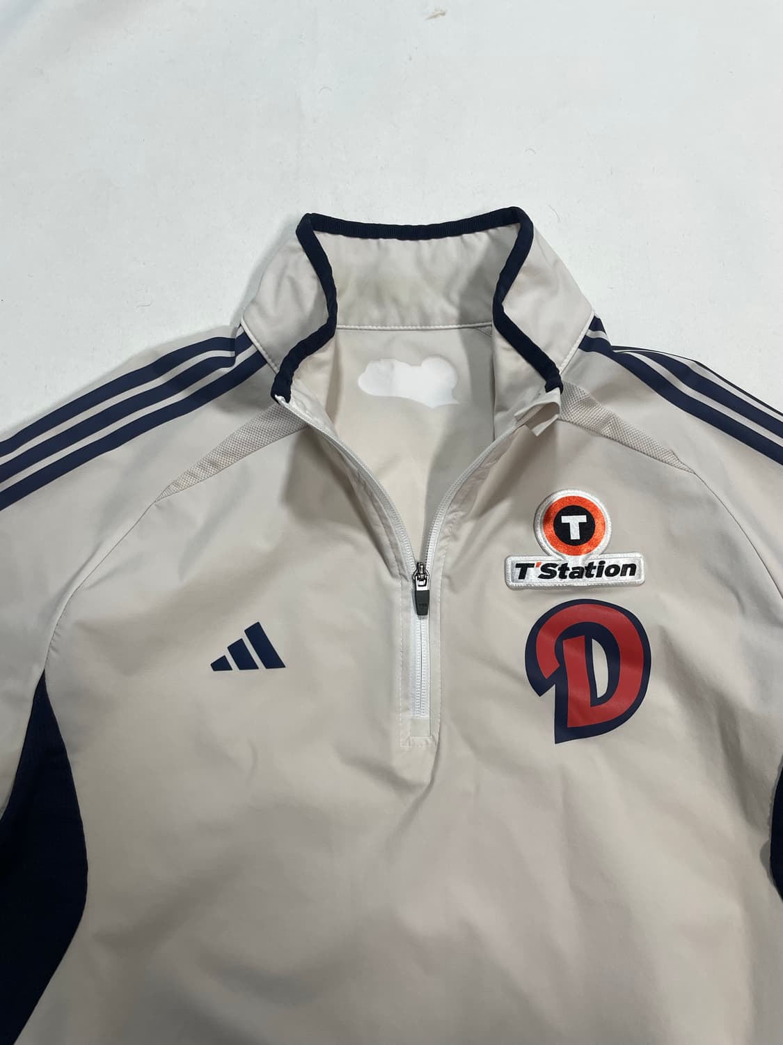 두산베어스 25시즌 스태프지급용 연습복 바람막이 상품이미지4