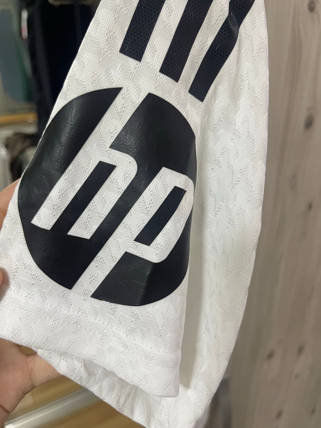 레알 마드리드 24/25 홈 어센틱 정품 유니폼 새것  상품이미지5