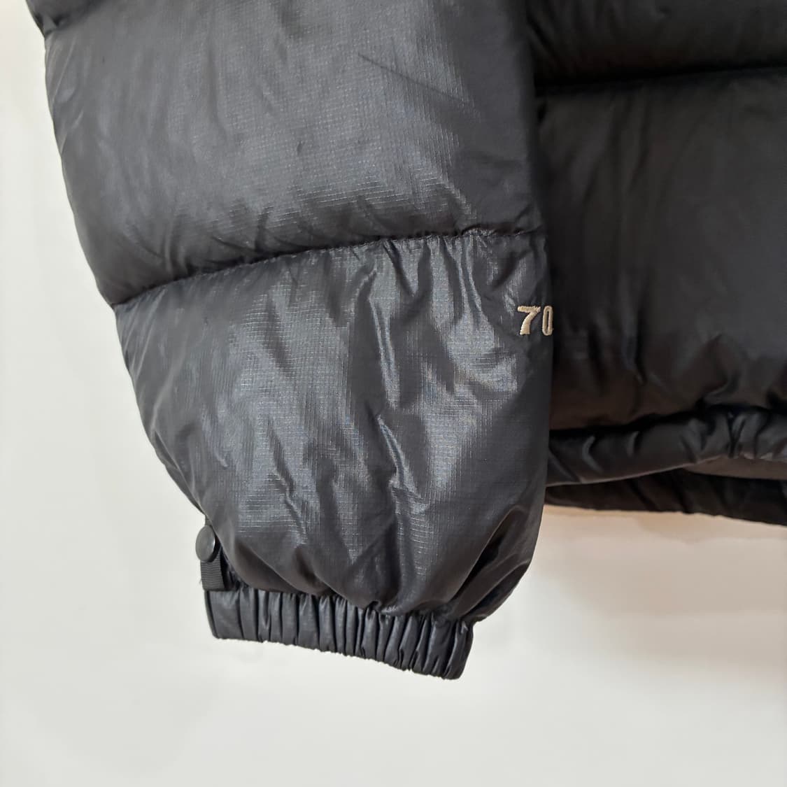 노스페이스 700 블랙 눕시 패딩 상품이미지3