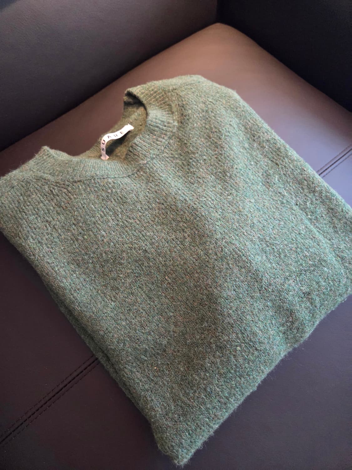 사이즈 L) 수아레 울 새들 라운드 니트 - 그린 상품이미지4