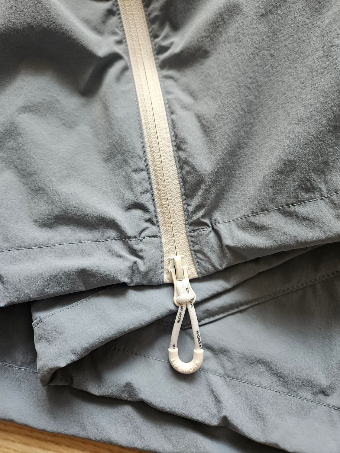 라이프워크 나일론 컴피 셋업
  상품이미지5