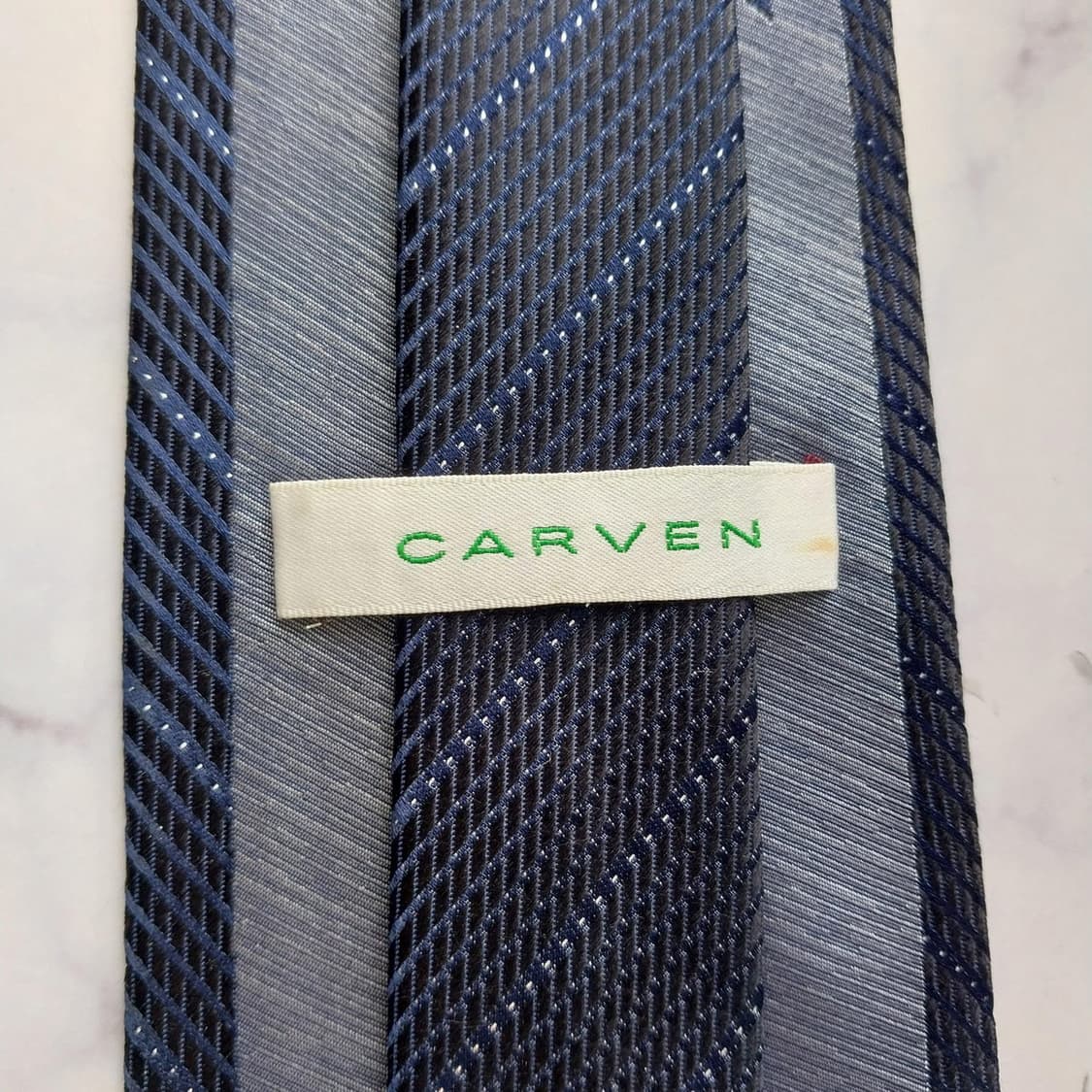 까르뱅 실크 네이비 헤링본 패턴 넥타이 9.2cm A+등급 K2107 상품이미지10