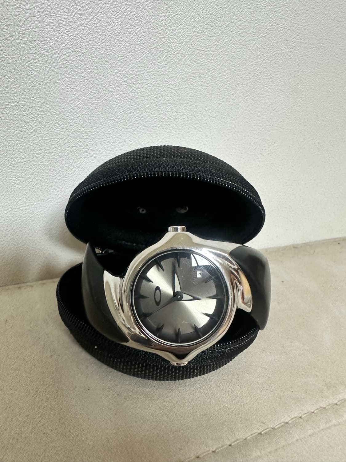 오클리 크러쉬2.0 화이트시계 상품이미지2