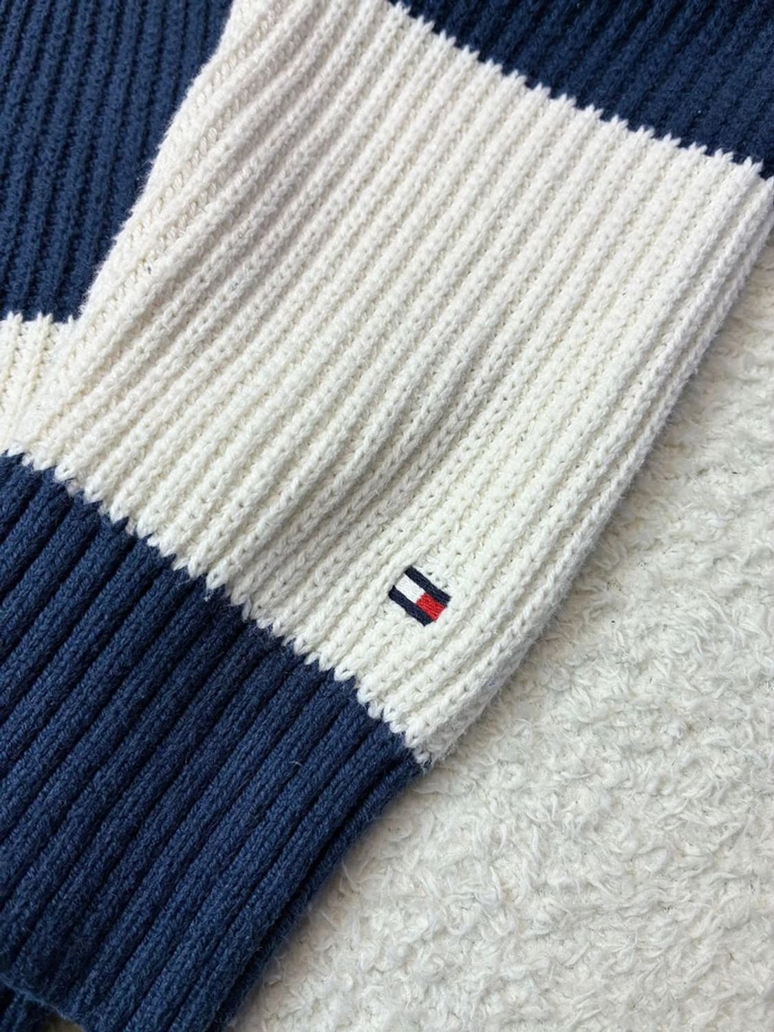 타미힐피거 스트럭처 플래그 크루넥 스웨터 PN6115    상품이미지5