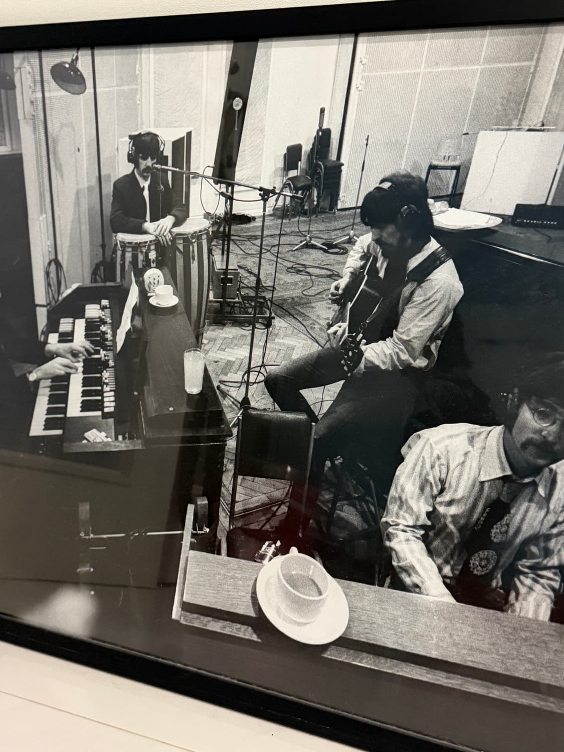 비틀즈 Abbey Road 스튜디오 포스터 액자 상품이미지2