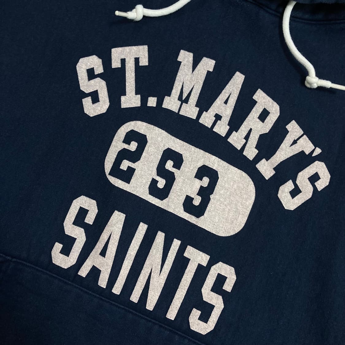 아웃스탠딩 빅로고 네이비 후드티 상품이미지2