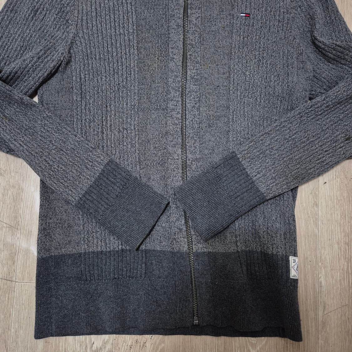 타미힐피거 데님 미니 플래그 모직 니트집업 상품이미지3