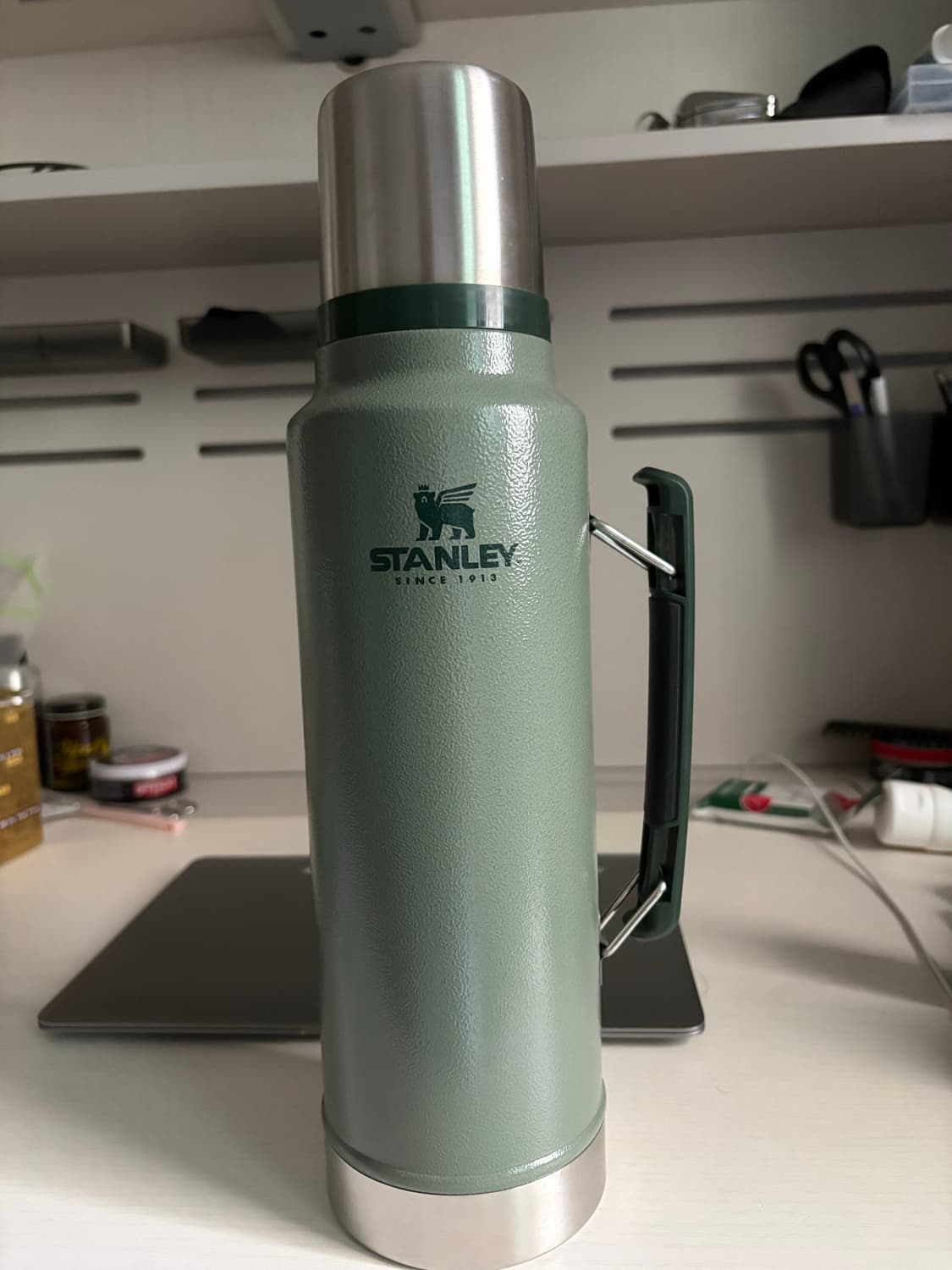 스탠리 보온병 그린 상품이미지1