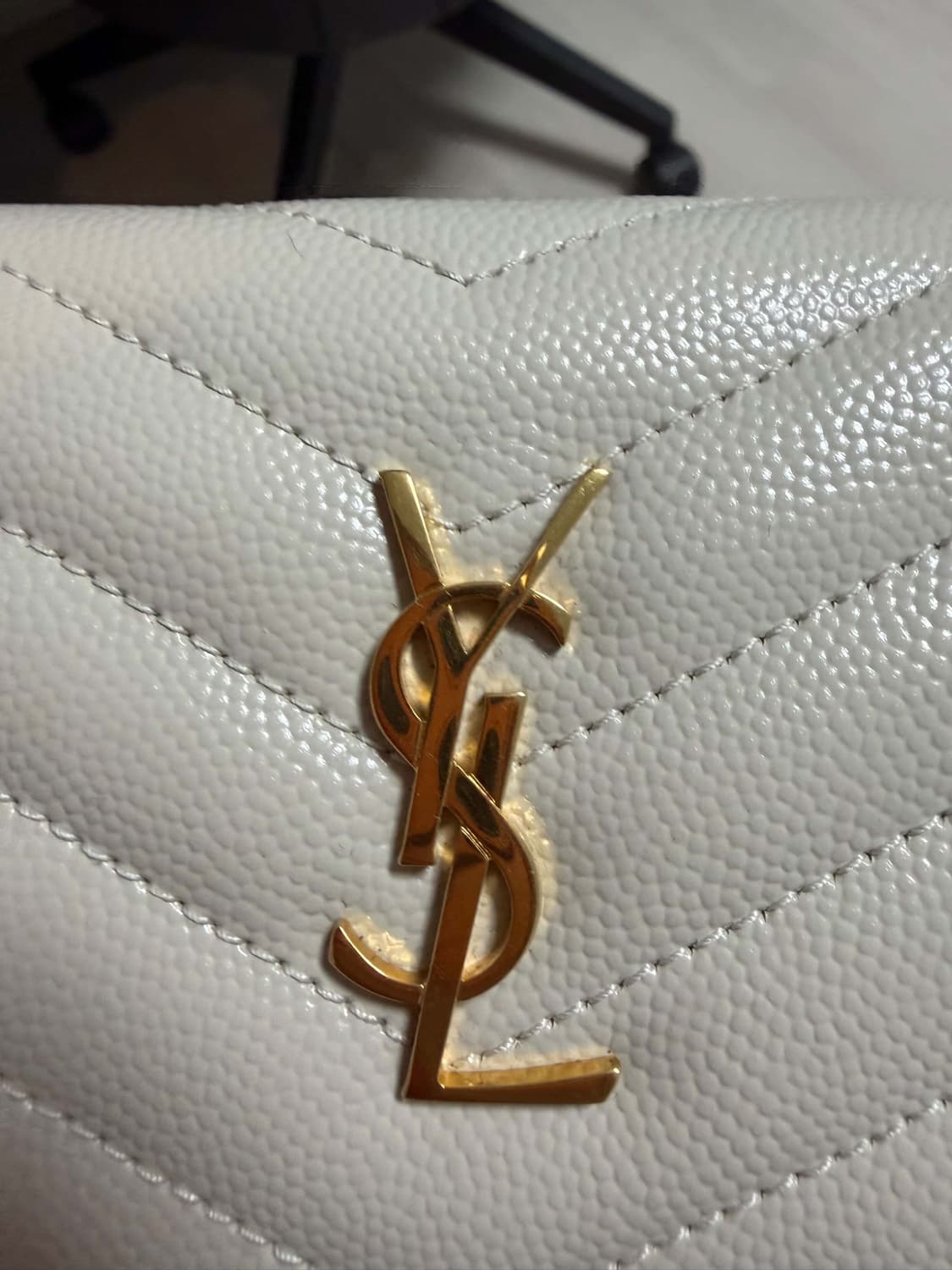 생로랑 마틀라세 반지갑 상품이미지6