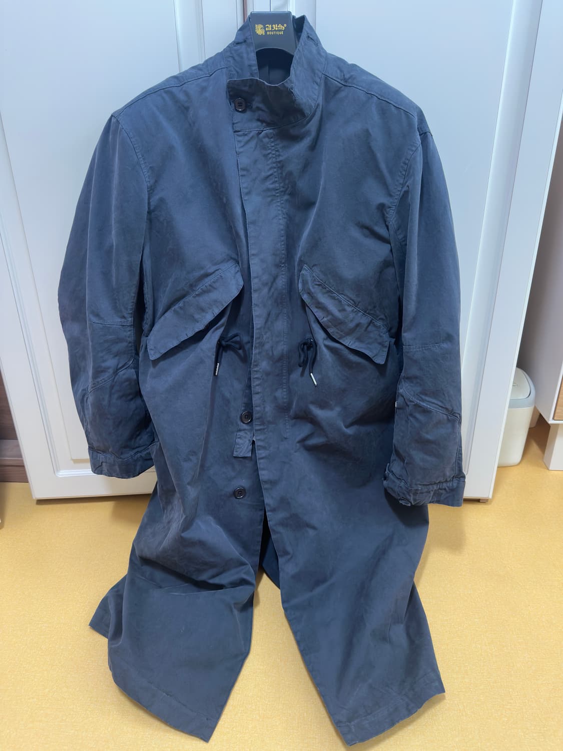 EE 가먼트다이커브피쉬테일코트 차콜 M 상품이미지1