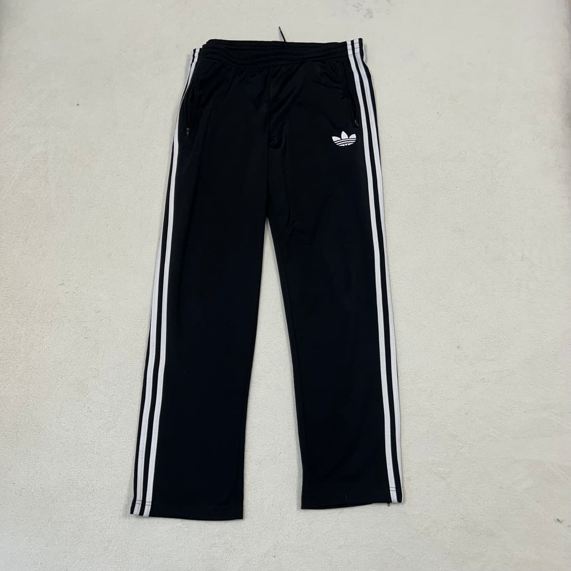 Adidas Firebird Black Track Pants 상품이미지4