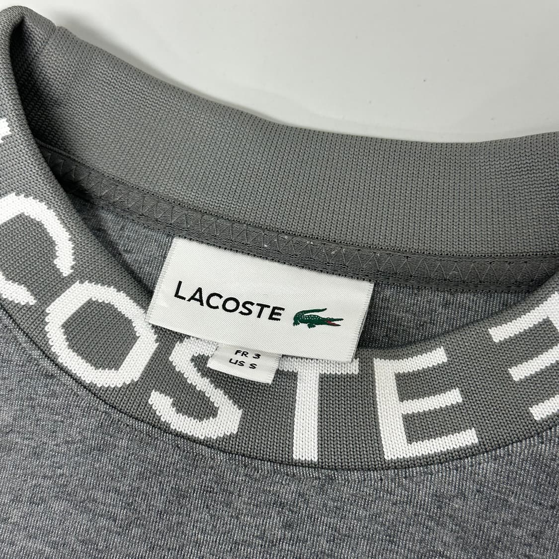 라코스테 레터링넥 로고 맨투맨 상품이미지4