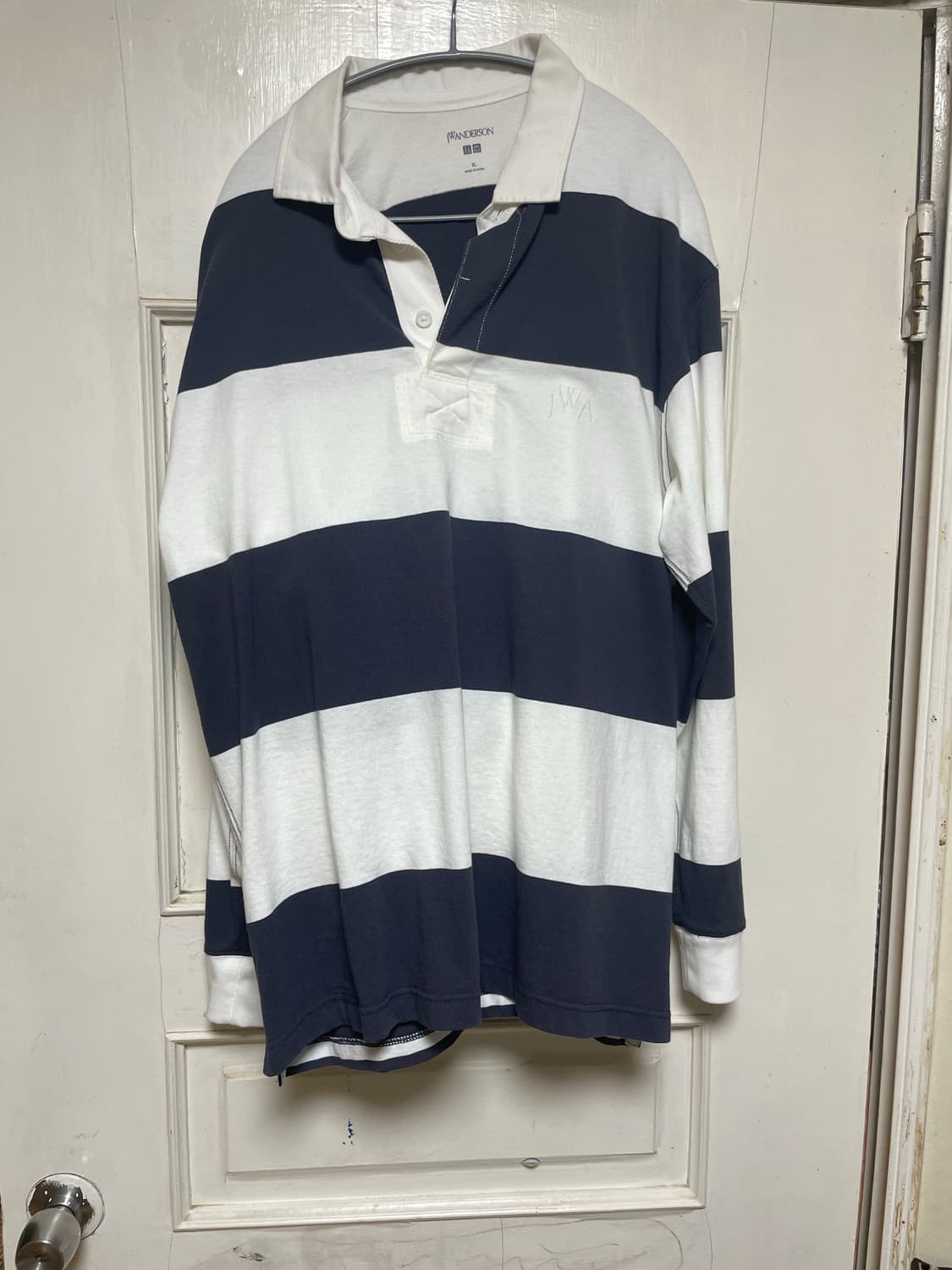 유니클로jw앤더슨 폴로티 상품이미지1