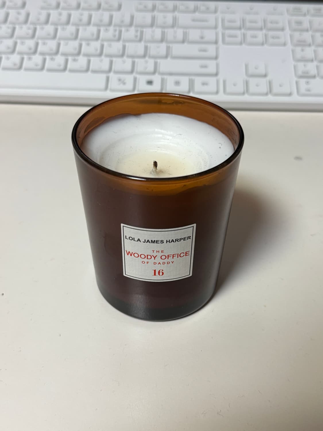 로라제임스하퍼 우디 오피스 캔들 상품이미지2
