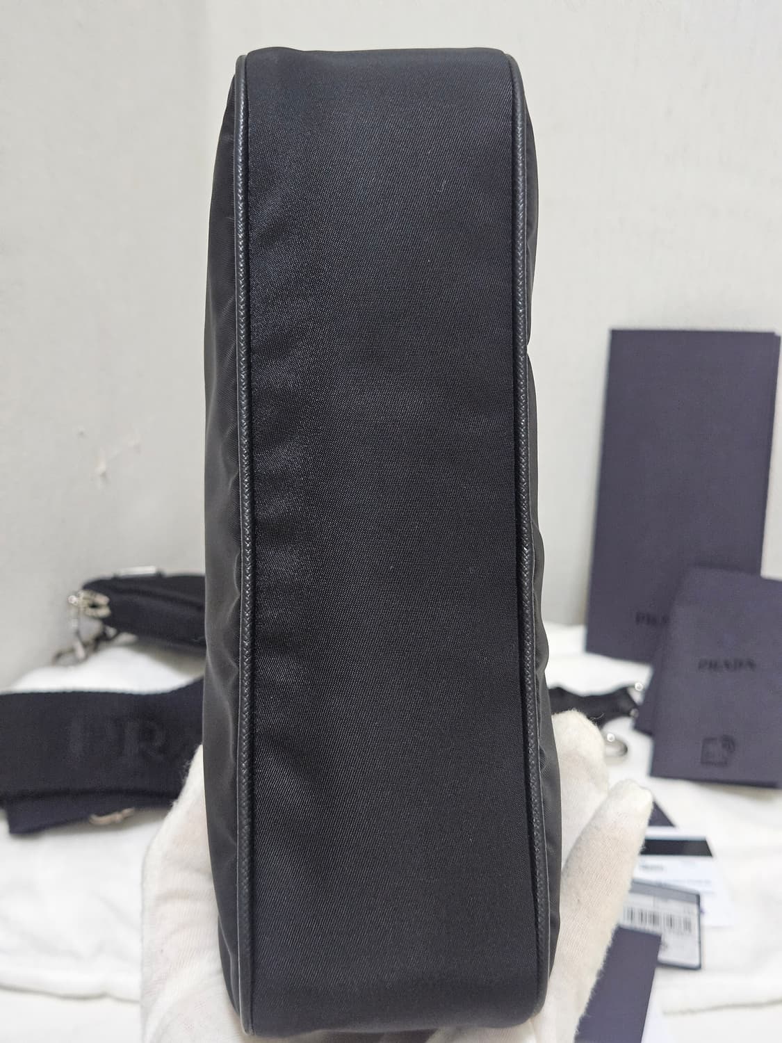 [새상품급]프라다 리나일론 테수토 은장 체인 호보백 상품이미지8