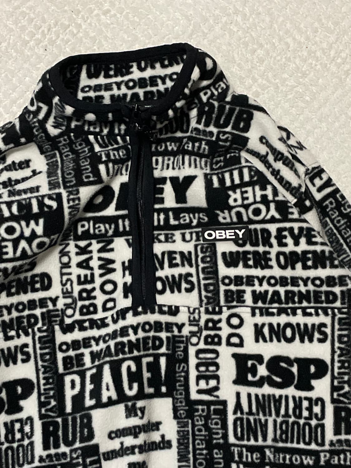 OBEY 오베이 포스트 모크넥 로고 후리스 하프 집업 풀오버(클리닝O) 상품이미지4