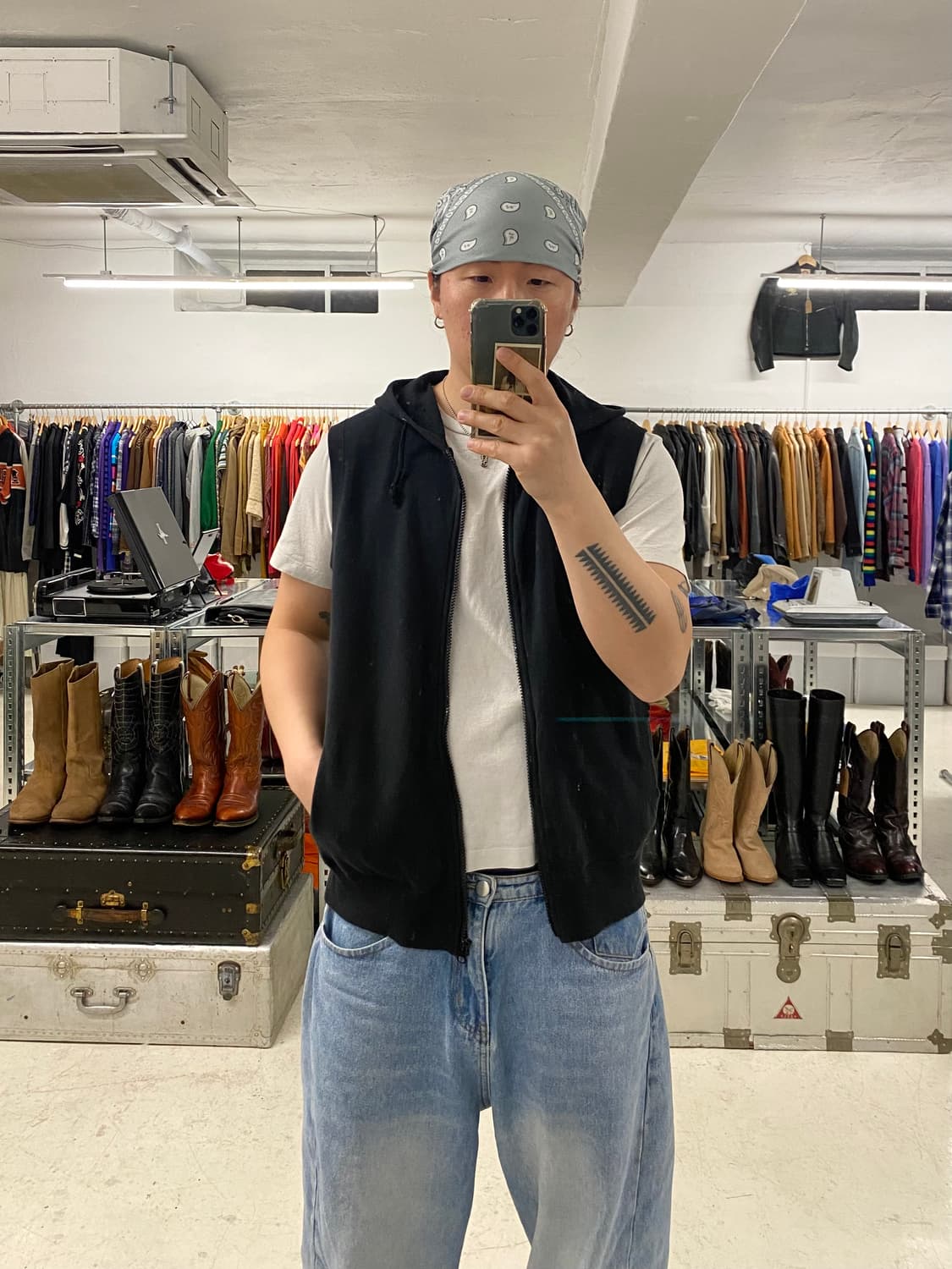 COMME CA WALK hood zip-up vest 꼼 사 워크 후드 상품이미지8