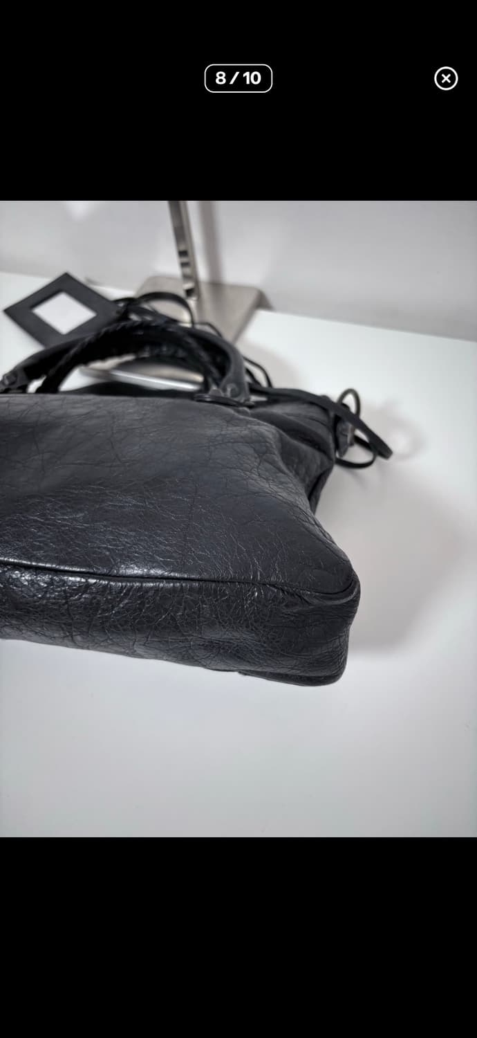 발렌시아가 르시티 퍼스트 모터백 상품이미지8