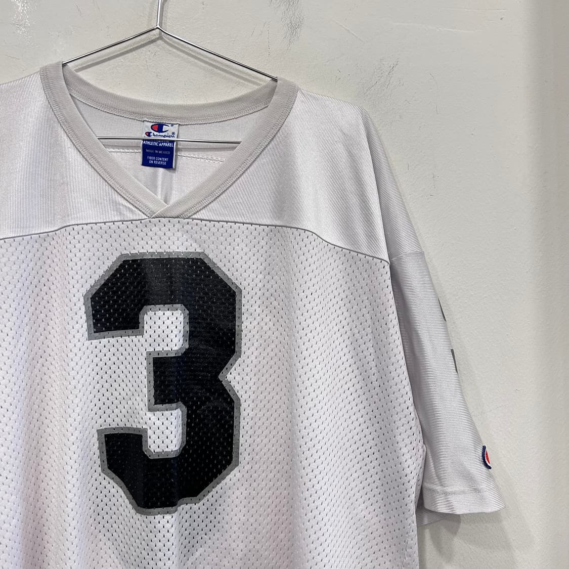 챔피온 올드스쿨 브이넥 메쉬 오버핏 럭비티 상품이미지1