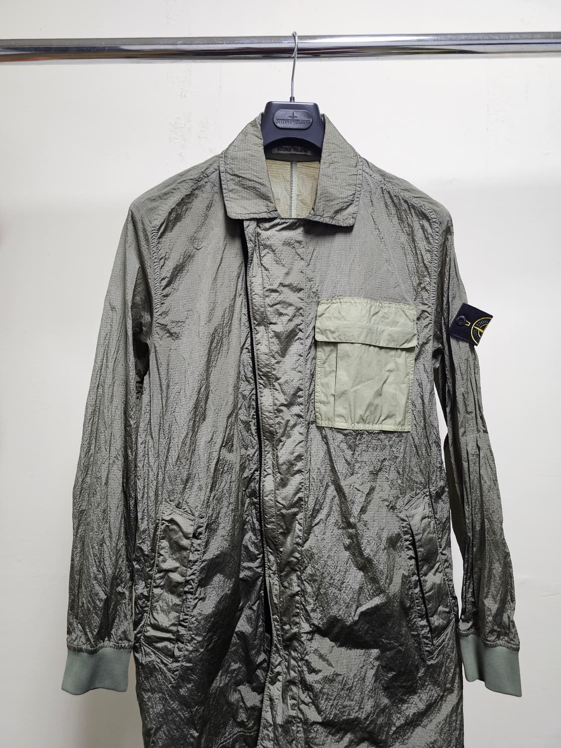 스톤아일랜드 나일론 메탈 립스탁 자켓 상품이미지1