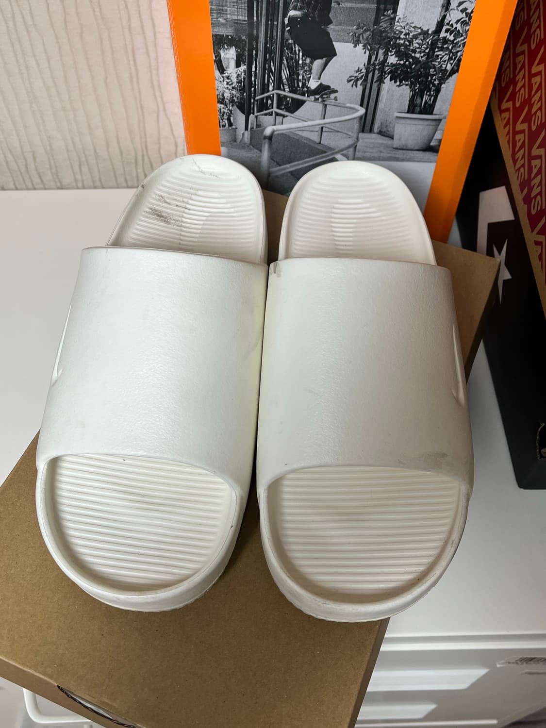 나이키 캄 슬라이드 270 상품이미지4