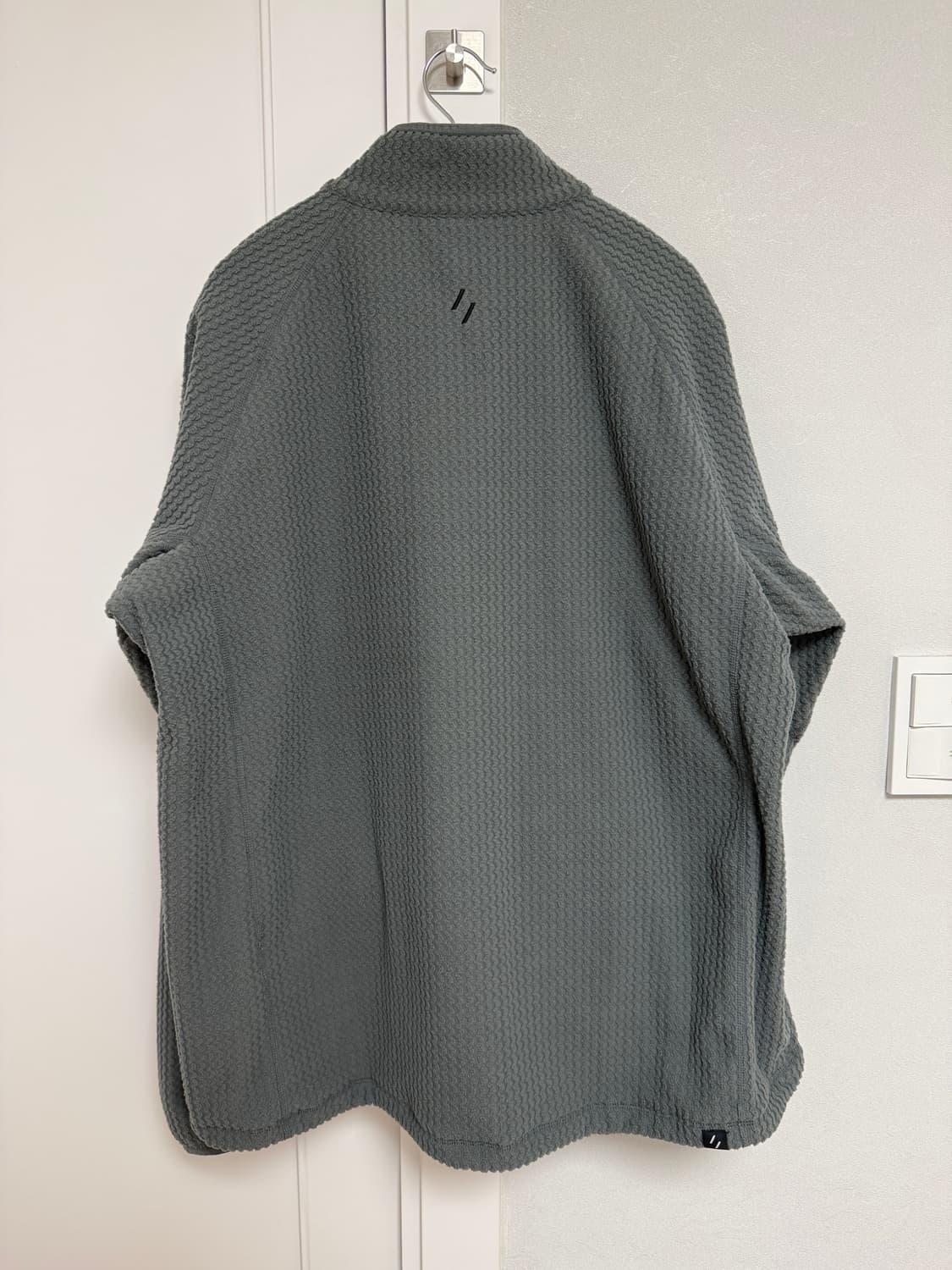 웰터익스페리먼트 calora fleece 3사이즈 차콜 상품이미지3