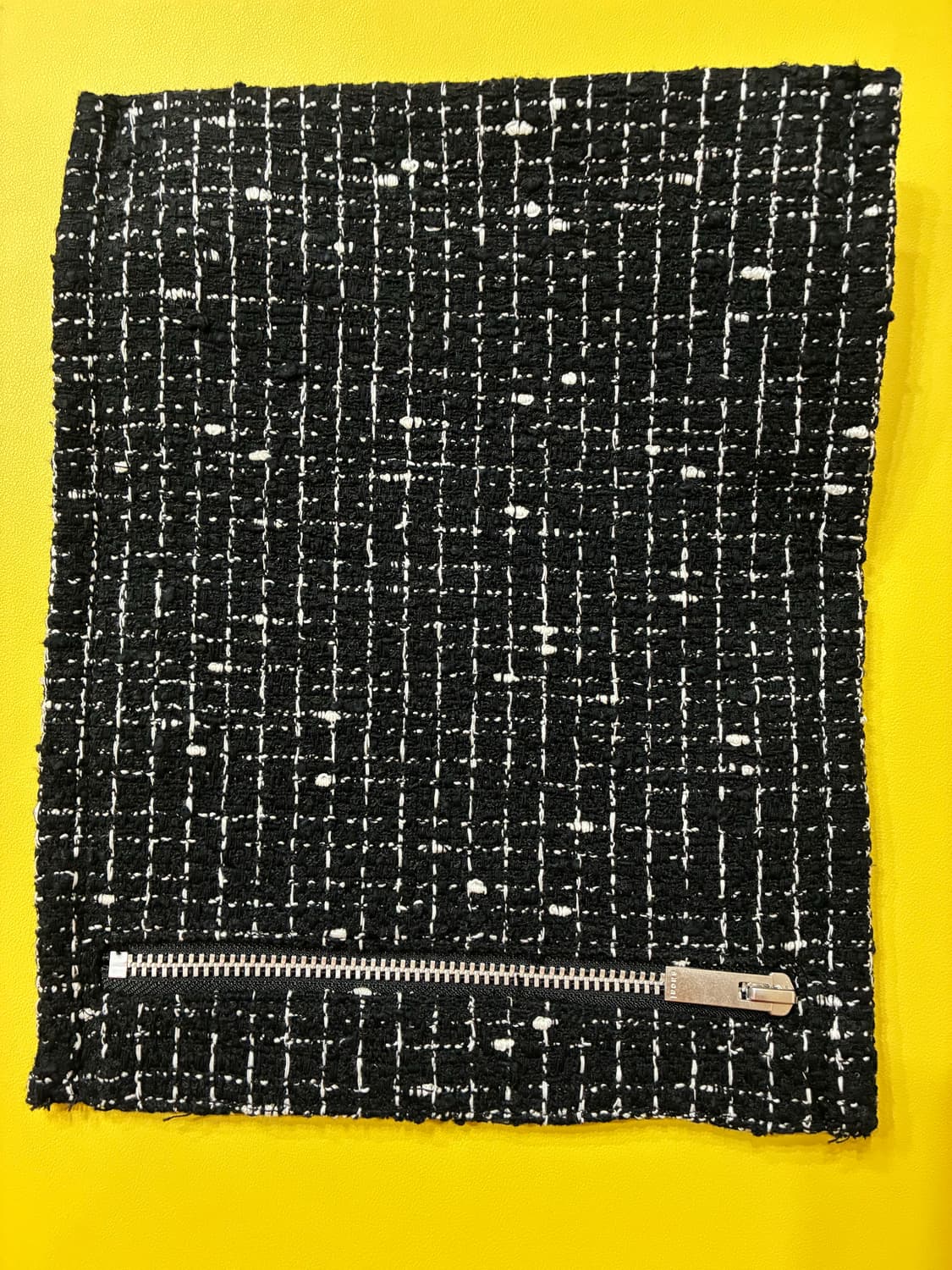 [새상품/정품] sacai 트위드 로고 지퍼 클러치 🖤 상품이미지2
