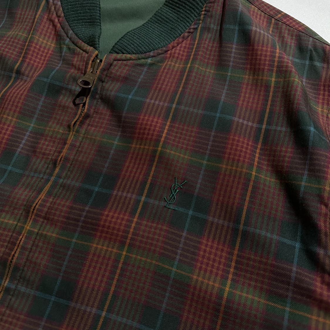 입생로랑 자수로고 체크 리버시블 블루종 자켓 상품이미지5