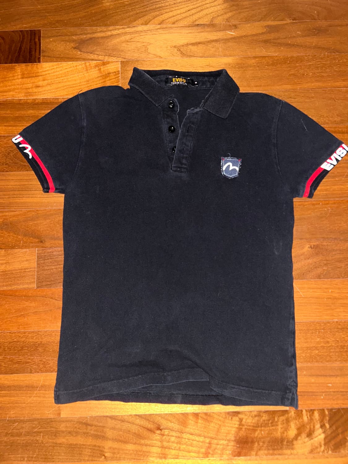에비수 Evisu 블랙 카라 티셔츠 상품이미지1