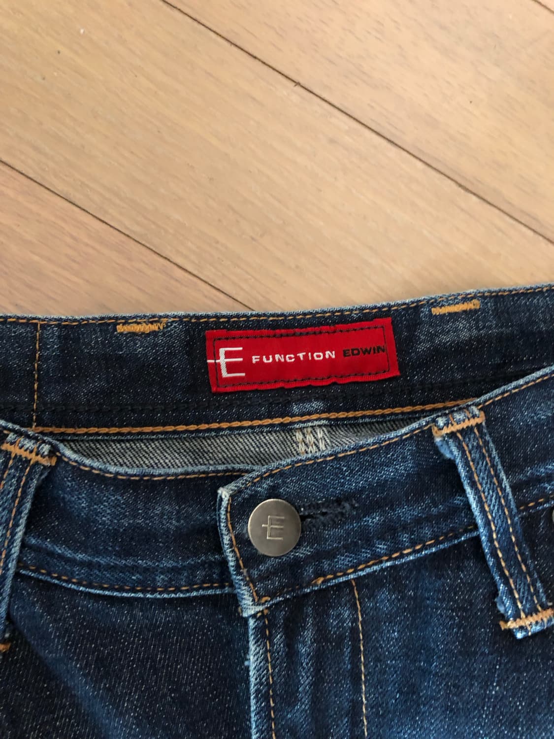 EDWIN 에드윈 이펑션 커브드 데님 SIZE 29 상품이미지4
